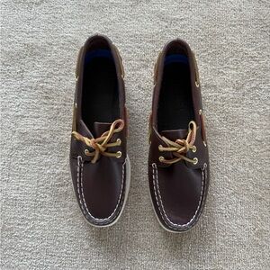 Sperry boat shoes
